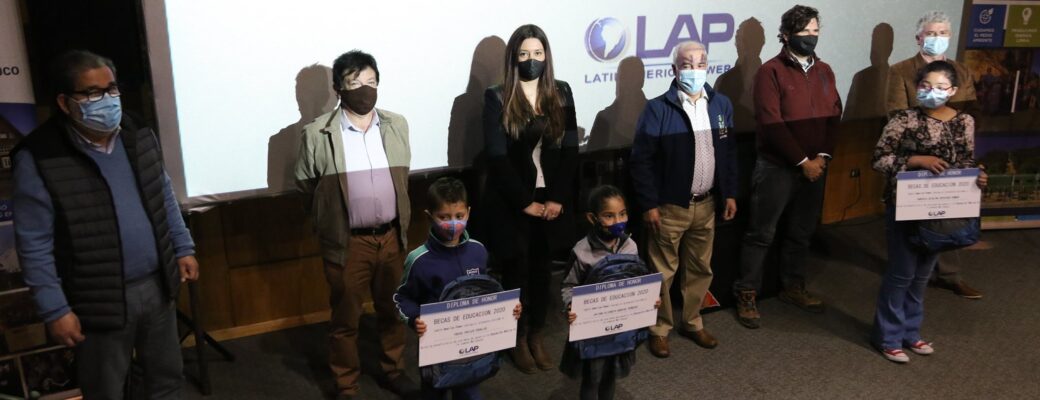 Entregamos Becas A Estudiantes De La Comuna De Melipeuco